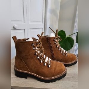 Women's Leighton Winter Boots Sz 6